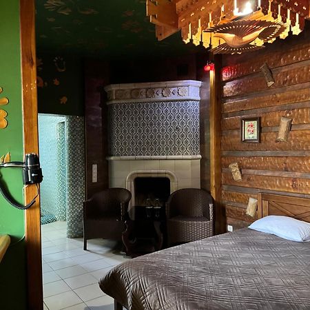 Hotel Veles Zolotonosha Екстериор снимка