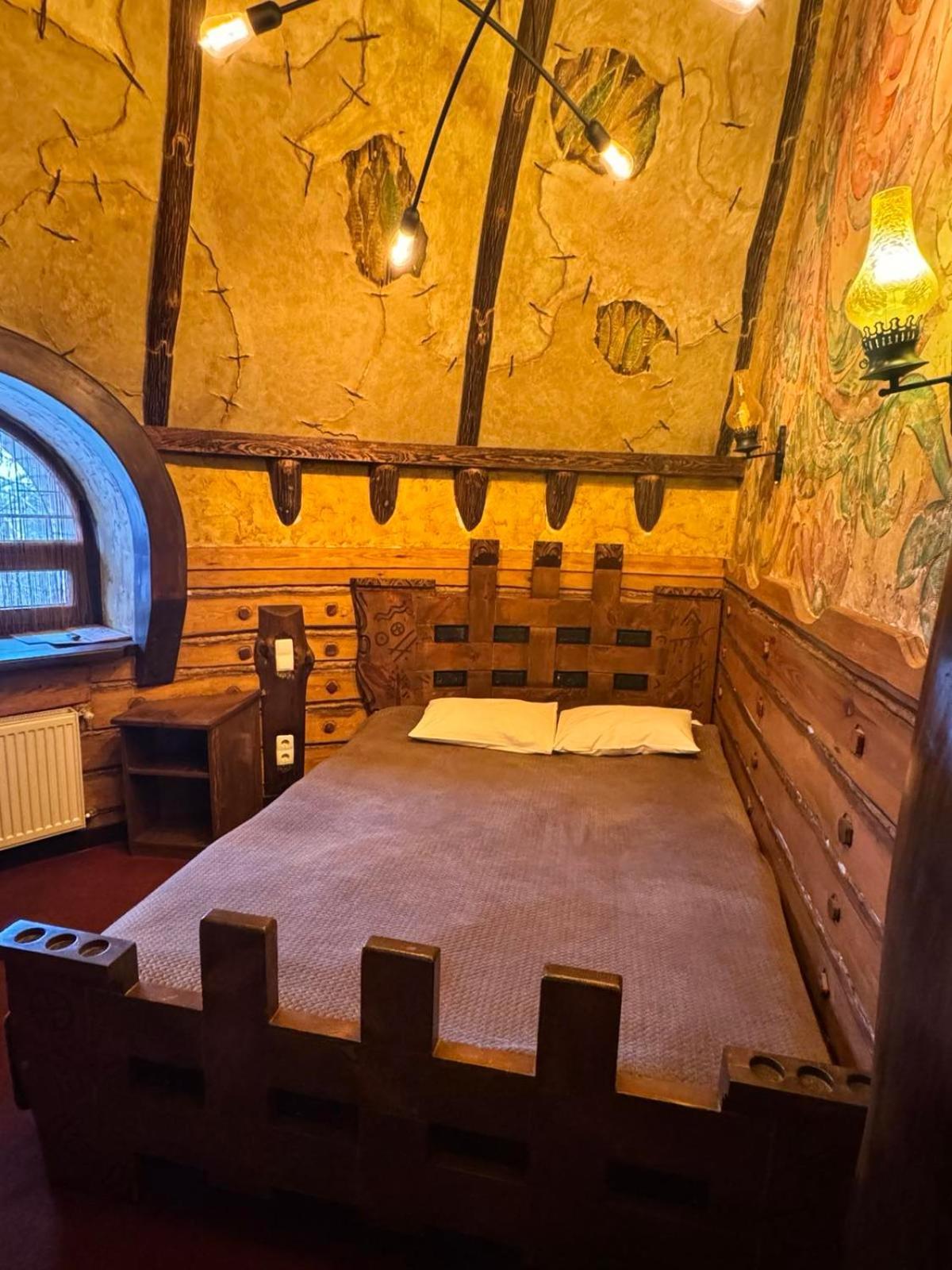 Hotel Veles Zolotonosha Екстериор снимка