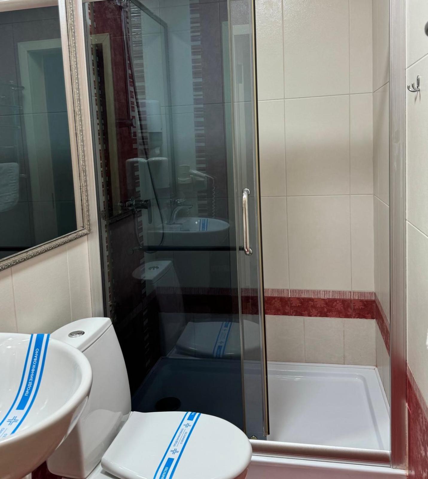 Hotel Veles Zolotonosha Екстериор снимка