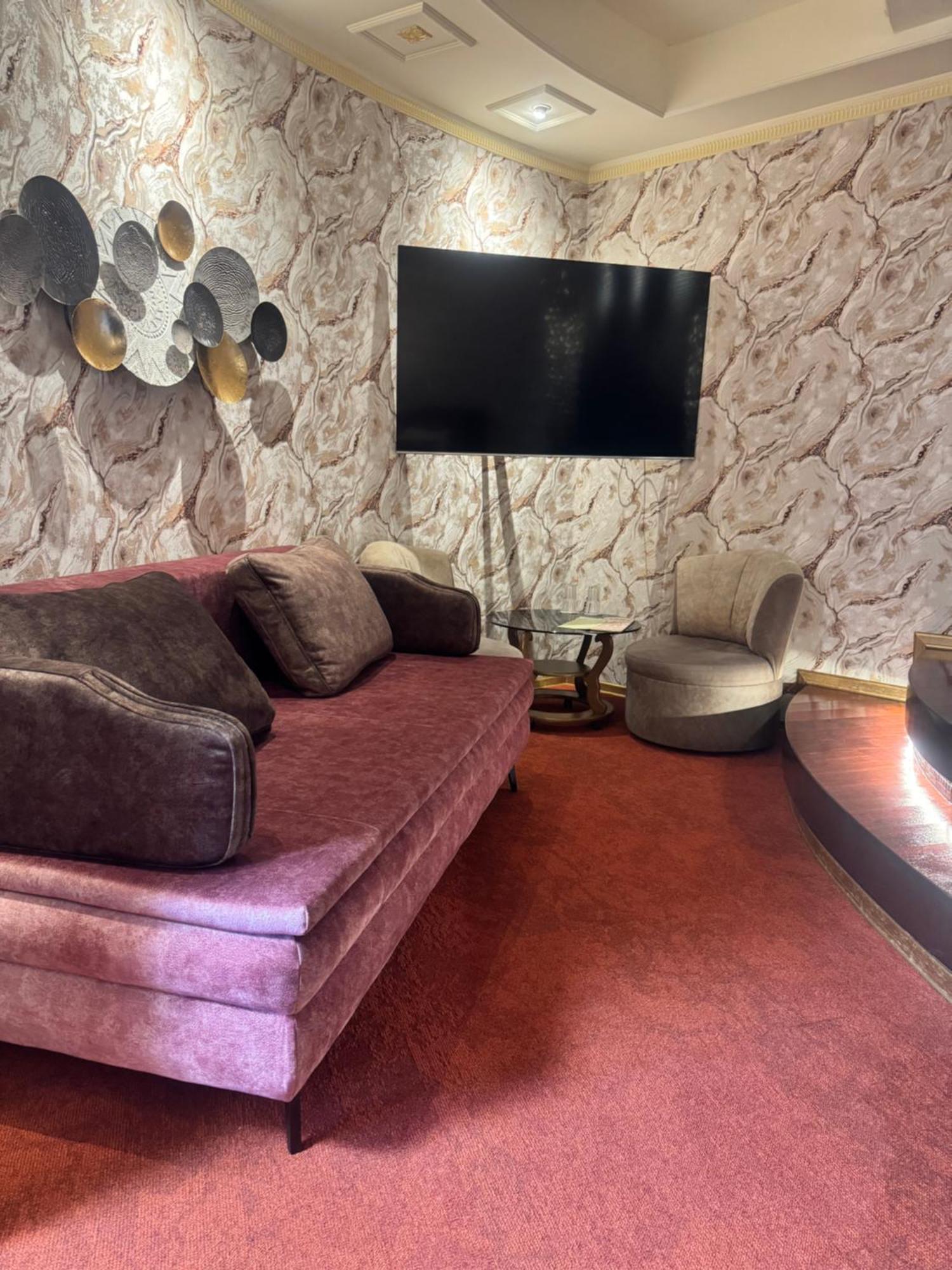 Hotel Veles Zolotonosha Екстериор снимка