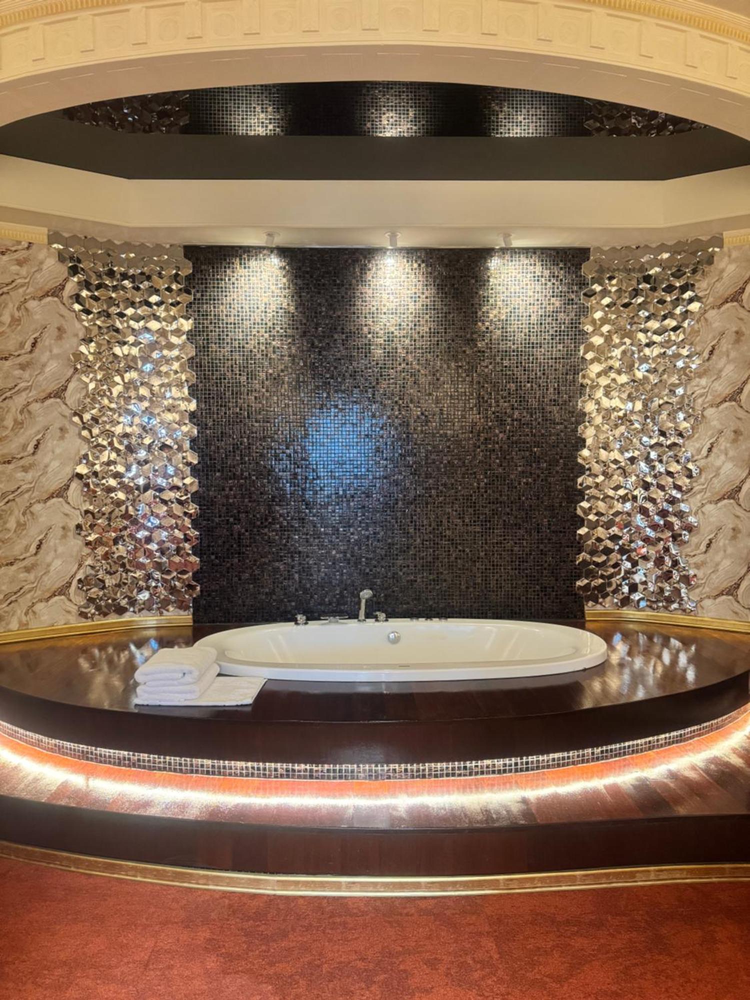 Hotel Veles Zolotonosha Екстериор снимка