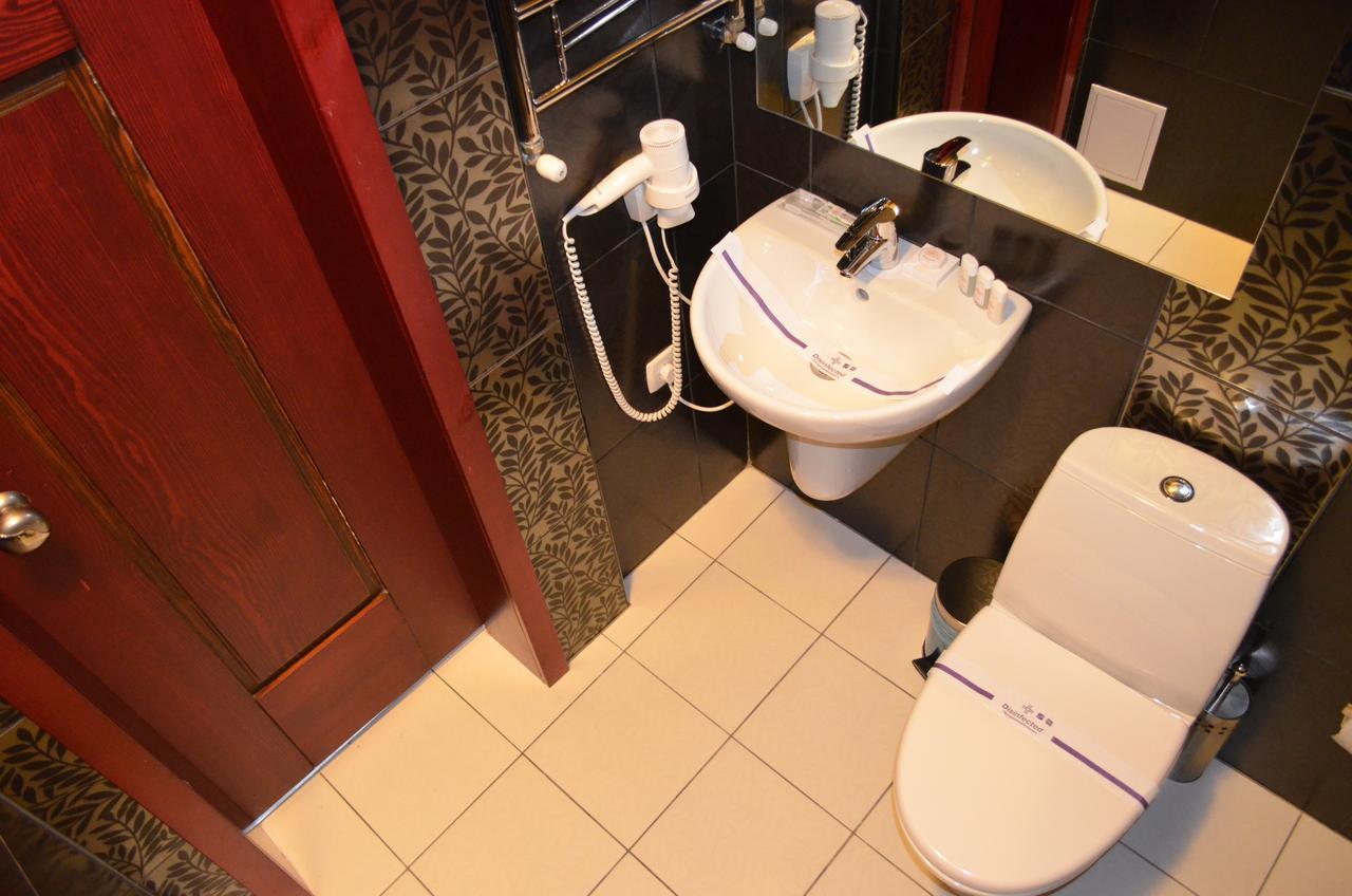 Hotel Veles Zolotonosha Екстериор снимка